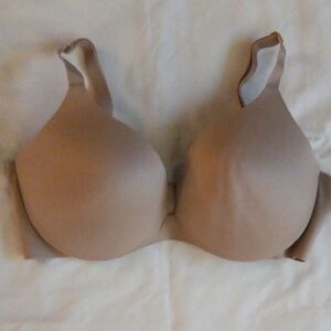 Ambrielle Super Soft Plunge TShirt Bra eamless Tan Bra SZ.40D